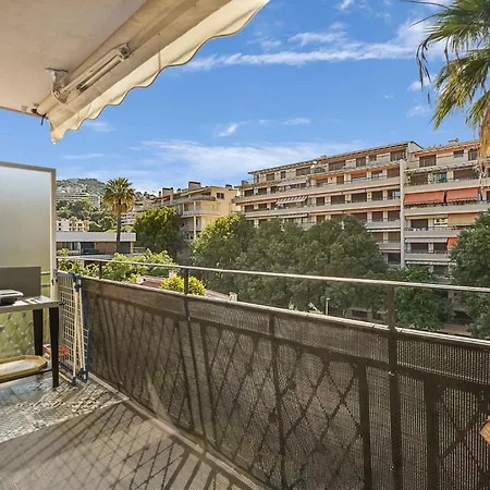 225 Le Club C Cannes